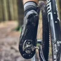 SH-XC702-shic165-lifestyle_2.png Zapato 44 Mtb Shimano Modelo Sh-Xc702 Negro